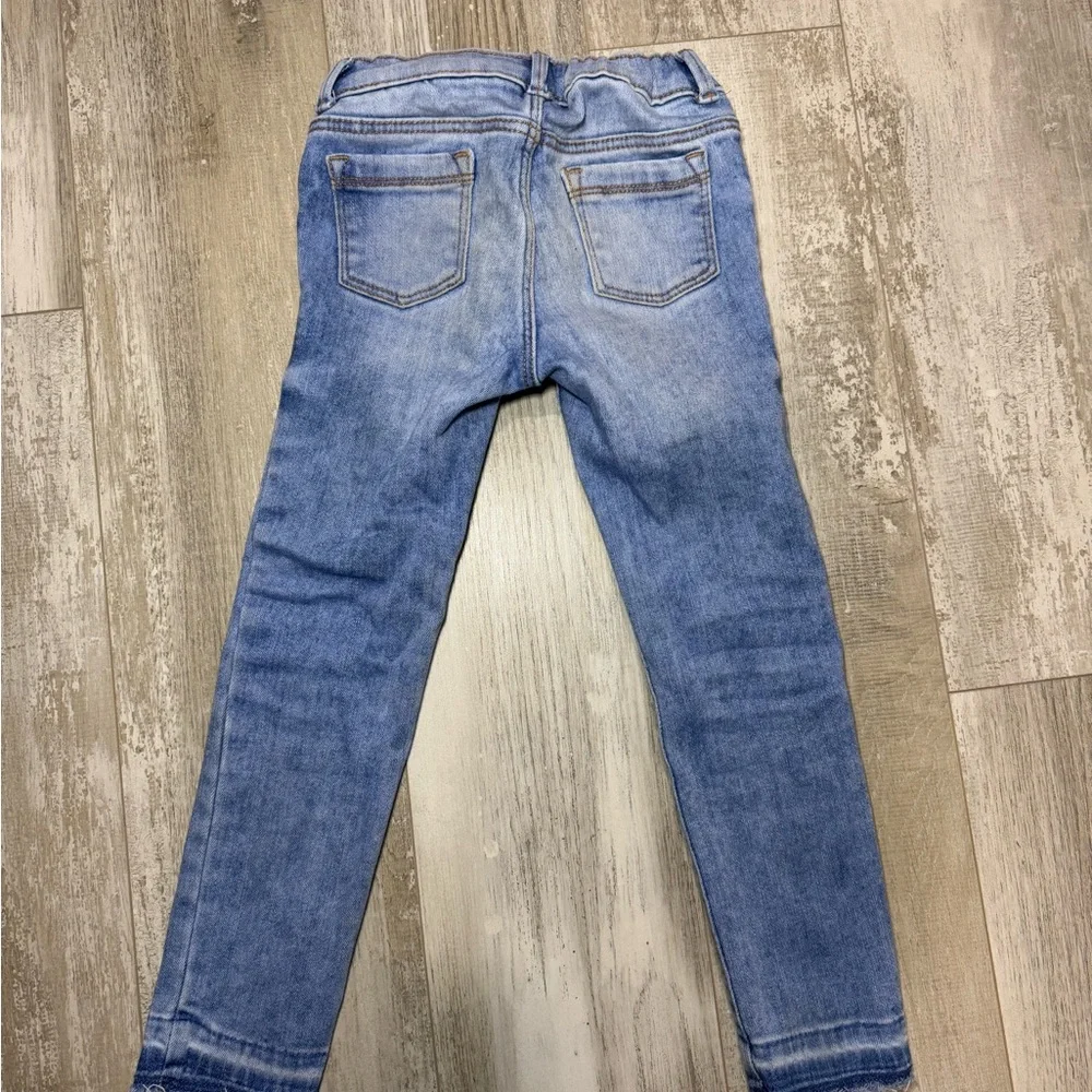 Old Navy Light Blue‎ Distressed Jeans Slim Fit | Girls Size 5T